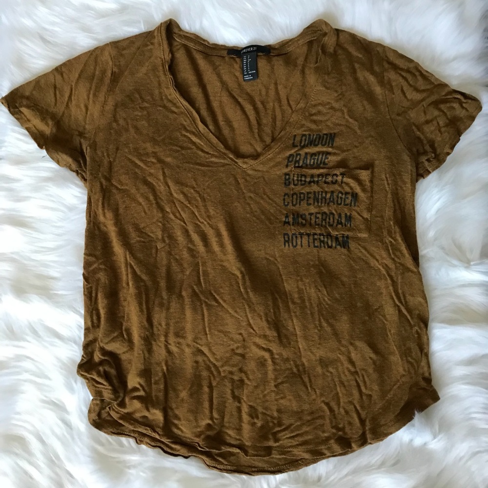🌸 Forever 21 t-shirt