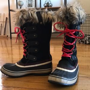 Joan of Arctic, Sorel Snow Boot