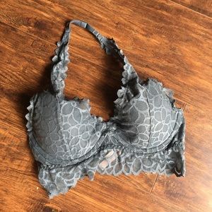 VS Halter Bra