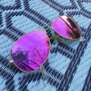 Pink Ray-Ban Aviators