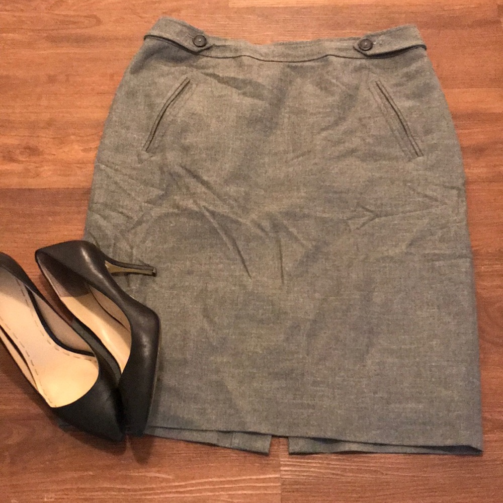 Loft pencil skirt