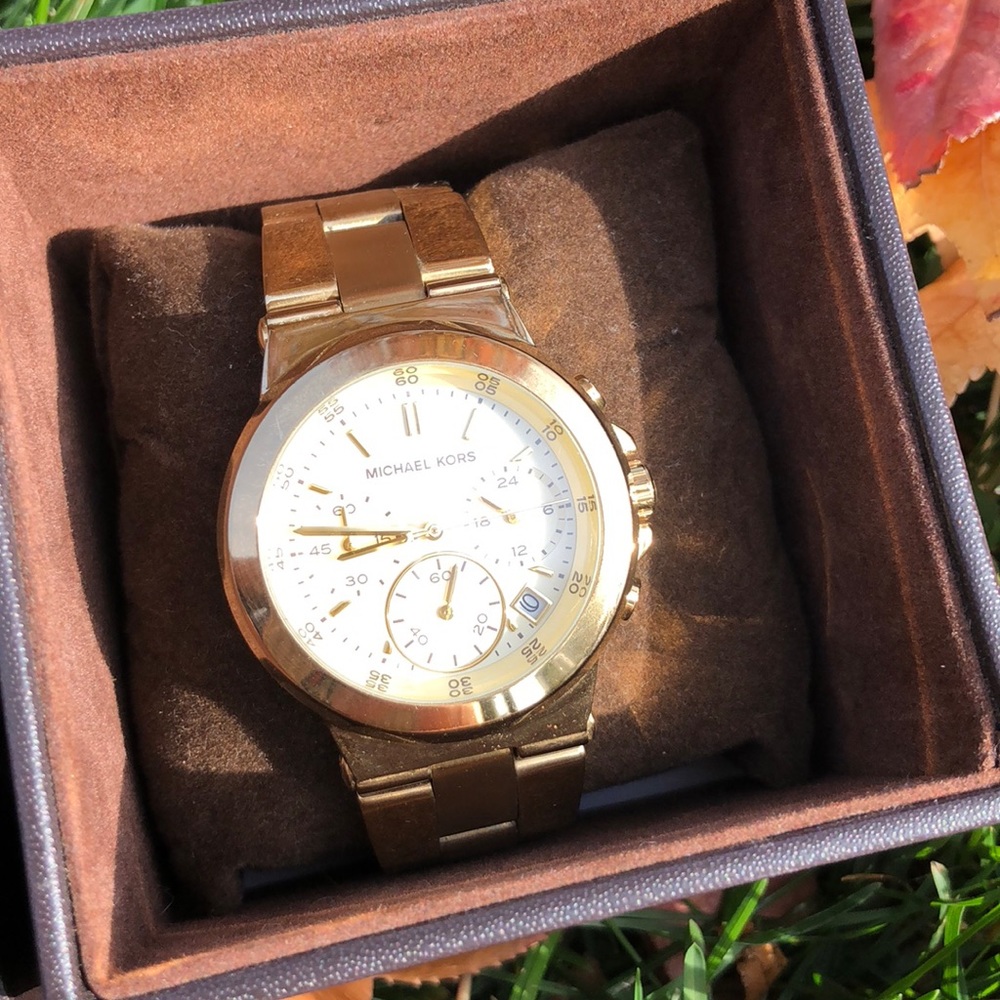 Michael Kors women’s gold tone watch. MK5222