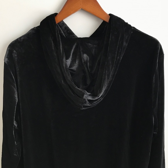 Black Velvet Hoodie - Picture 6 of 8
