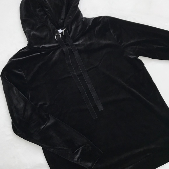 Black Velvet Hoodie - Picture 2 of 8