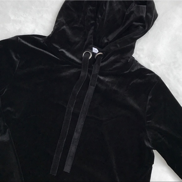 Black Velvet Hoodie - Picture 8 of 8
