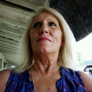 Meet your Posher, Linda