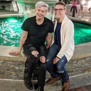 Meet your Posher, Blake