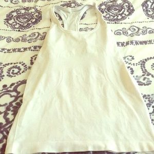 Lululemon size 6 swiftly tech racerback