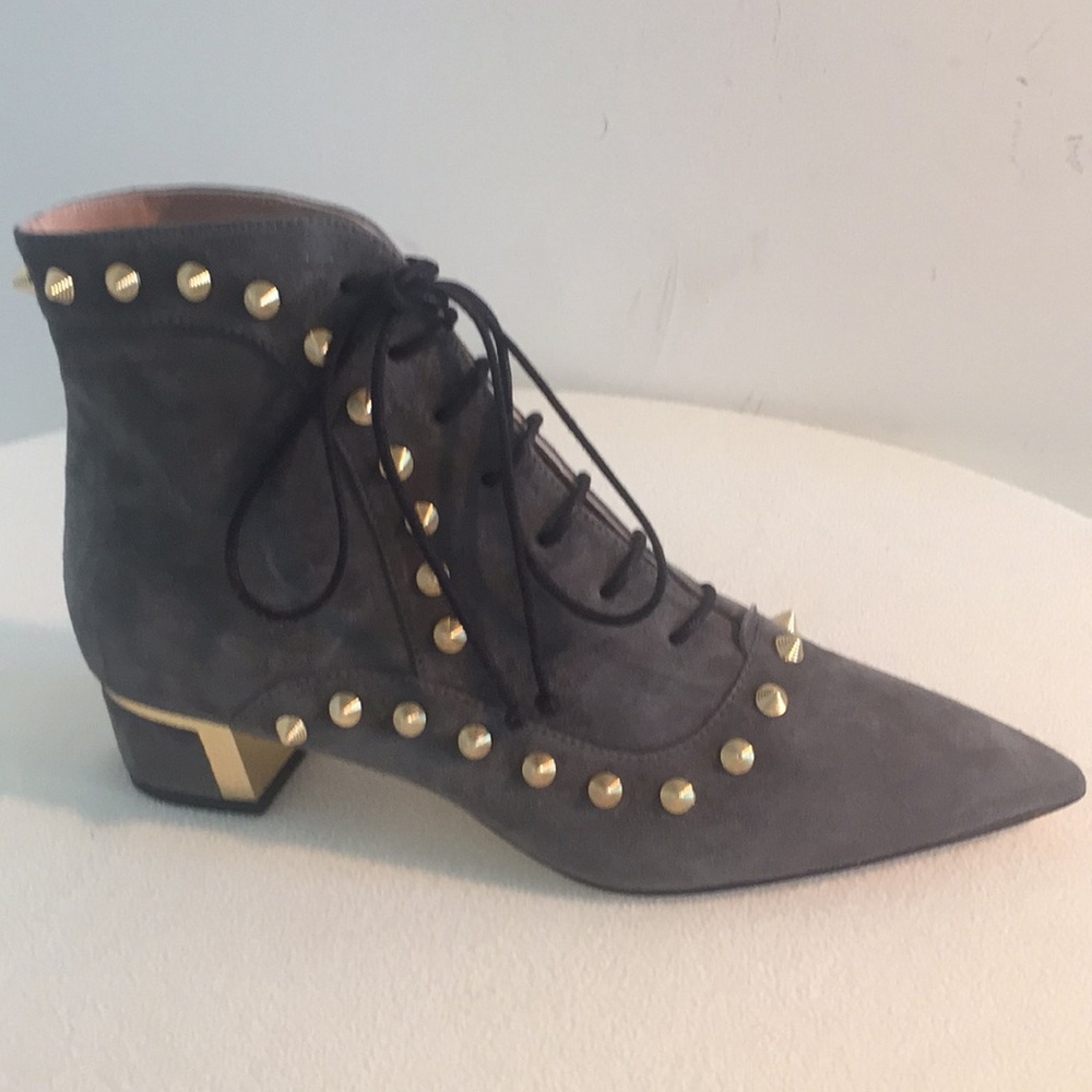 Meet your Posher, Irina