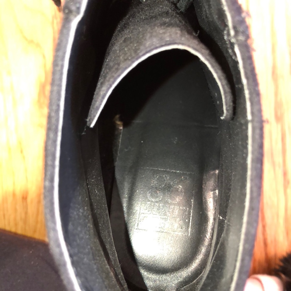 High heels - Picture 4 of 4