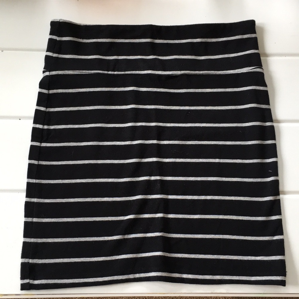 Striped body skirt
