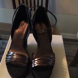 Bakers wedge 7.5 wore couple times