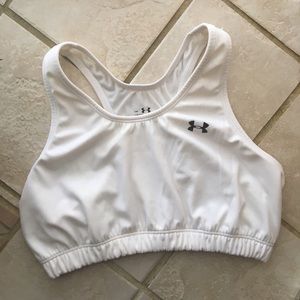 UNDER ARMOUR Sport bra.