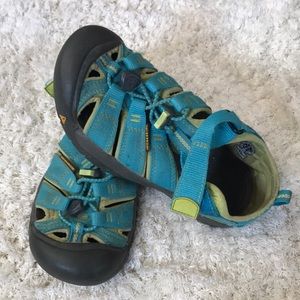 Keen water shoes