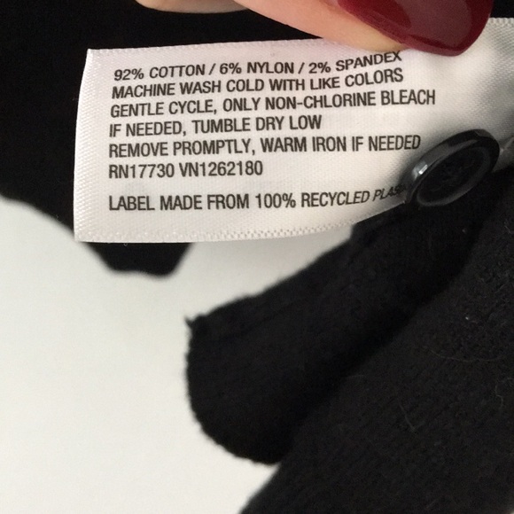 Black Sweater - Picture 4 of 4