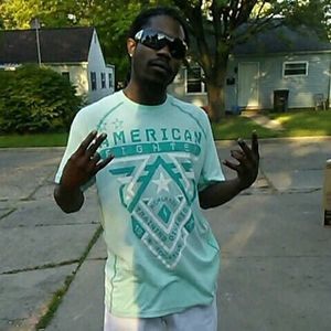 Meet your Posher, Dewayne