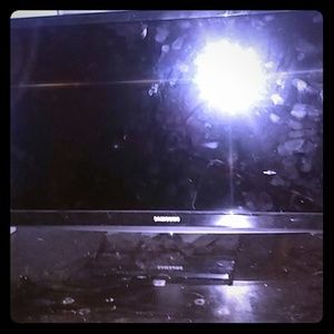 Samsung Smart T.V works great just got it 2 months