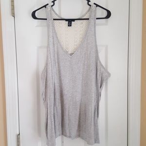 GAP NWOT tank with crochet back
