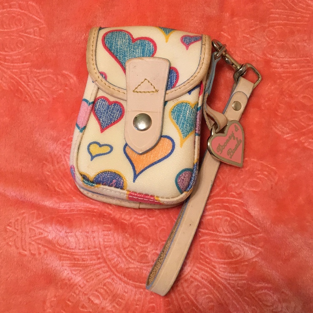 Dooney & Bourke Heart Wristlet