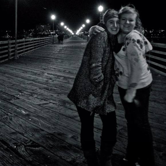 Meet your Posher, Kindra - Picture 1 of 1