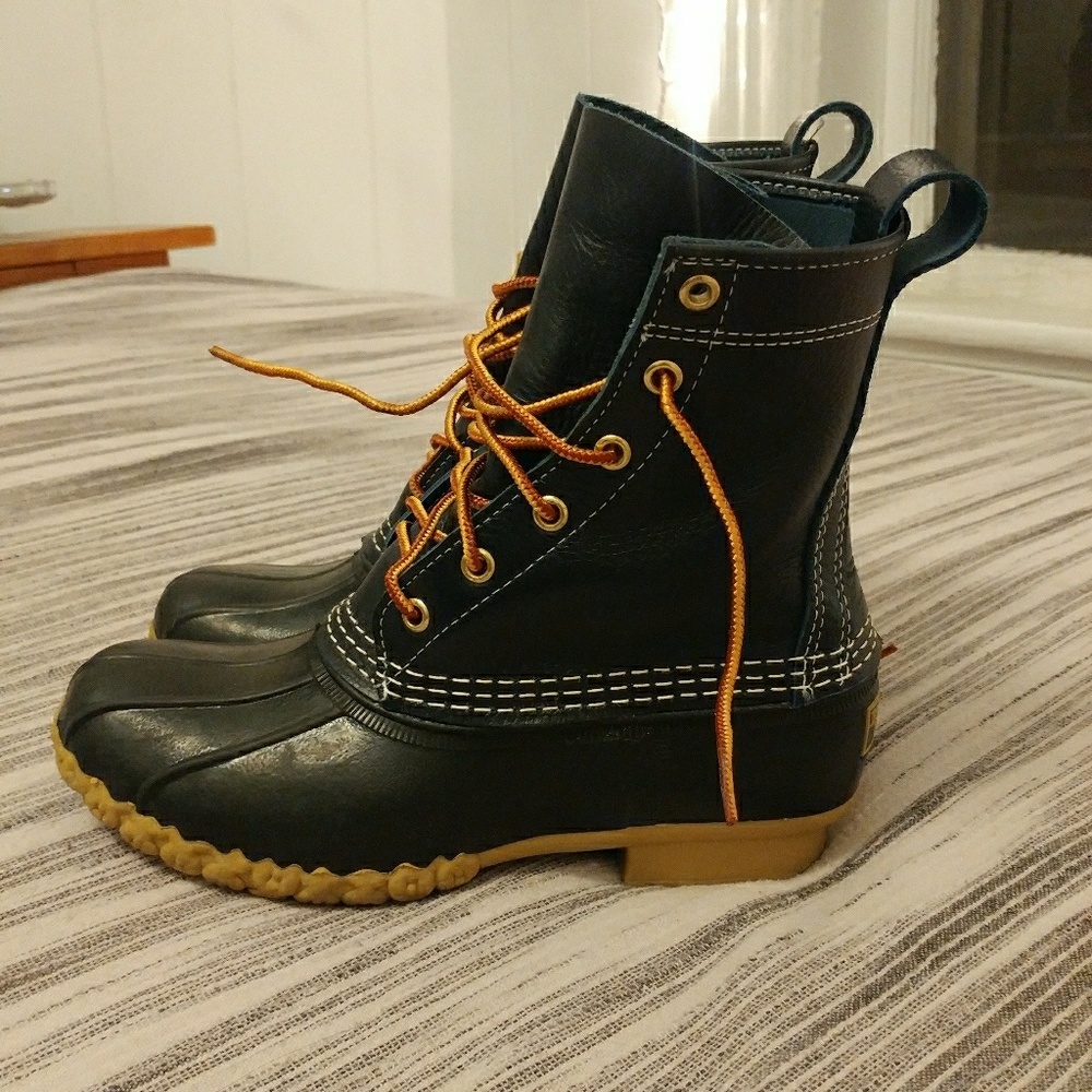 NWT Blue leather L.L Bean Boots size 6