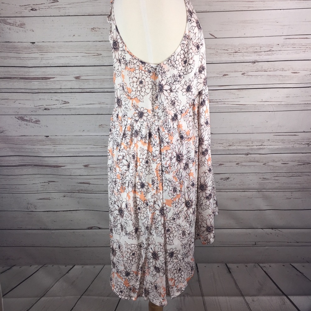 Spaghetti strap dress lined with pockets - Picture 2 of 5
