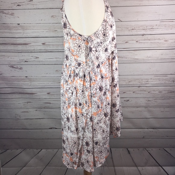 Spaghetti strap dress lined with pockets - Picture 2 of 5