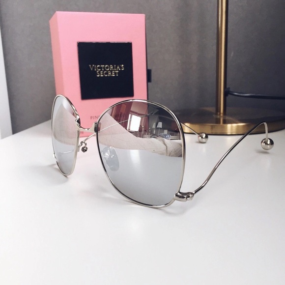 "Sunfaced" - Picture 2 of 4