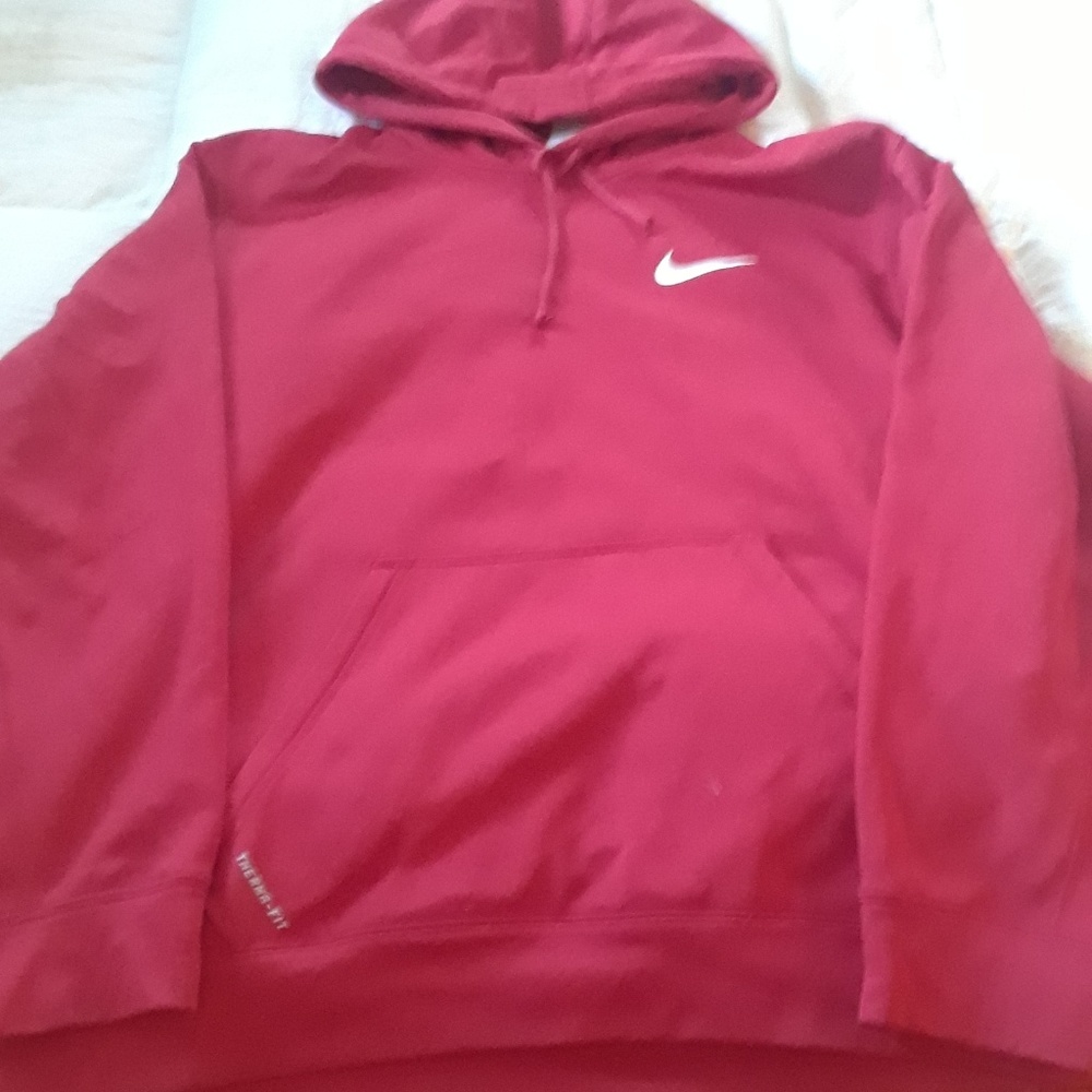 NIKE THERMA FIT HOODIE