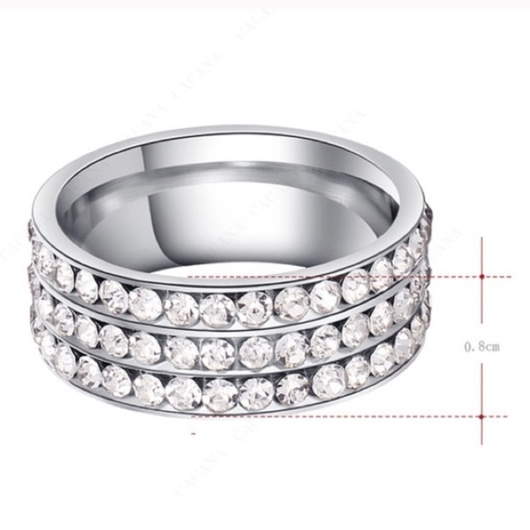 NEW 925 Sterling Silver Diamond Ring - Picture 3 of 6