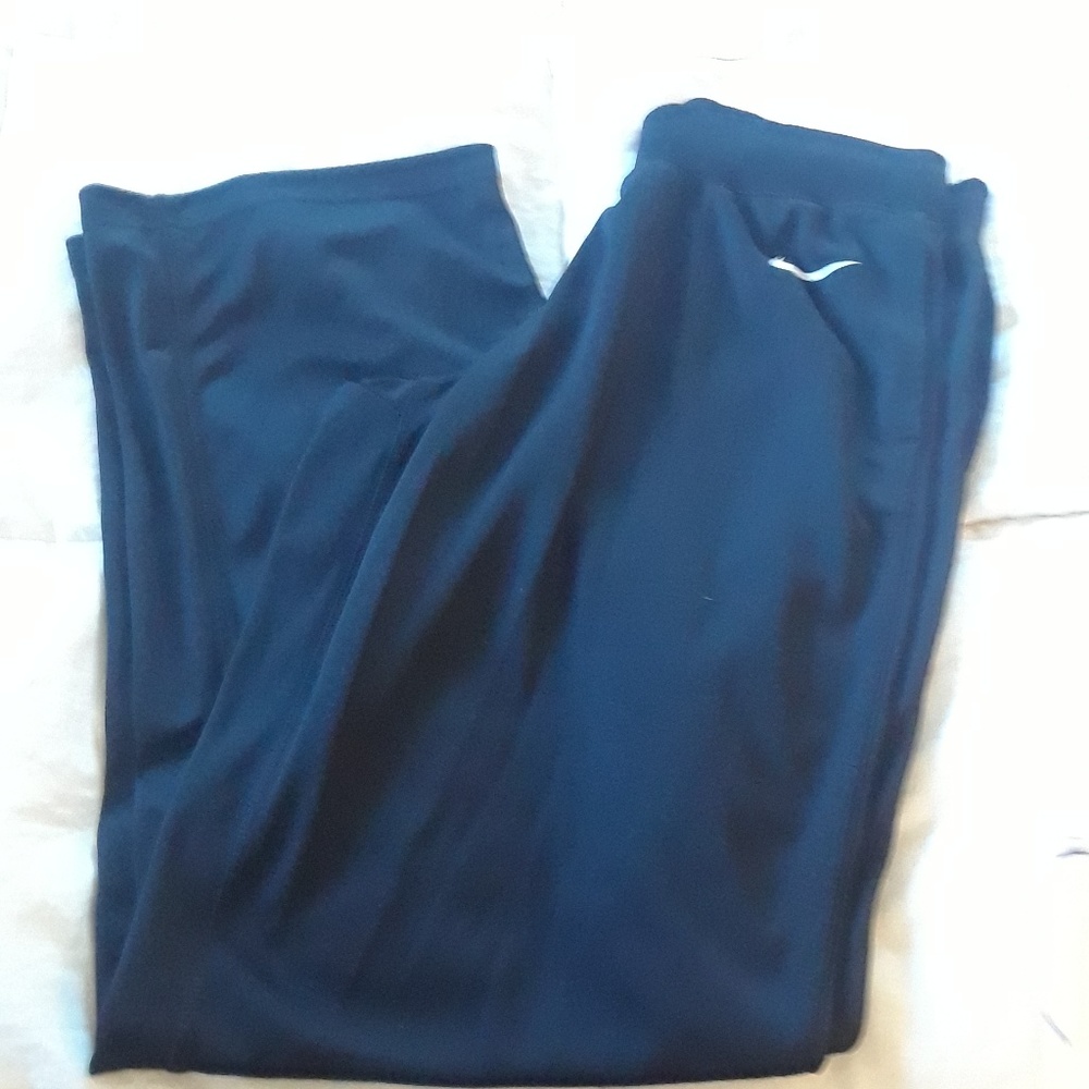 NIKE DRI FIT SWEAT PANTS