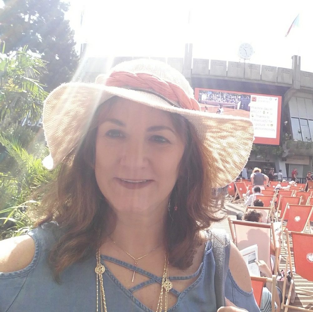 Meet your Posher, Lisa