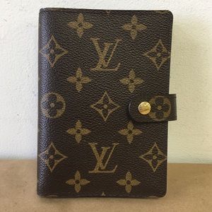 LOUIS VUITTON LV Logo Monogram Planner/Organizer!