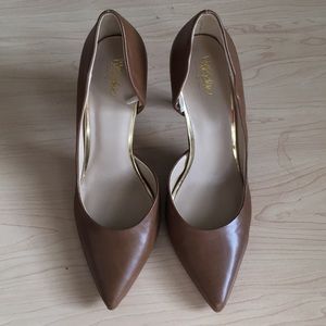 Brown pointed toe heels