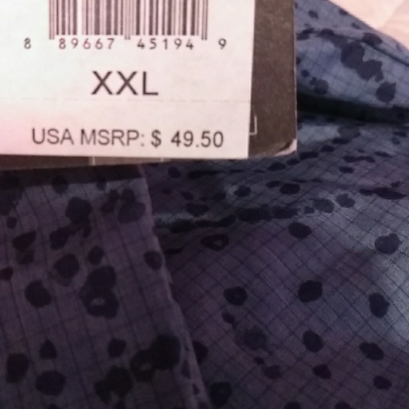 Windbreaker - Picture 3 of 4