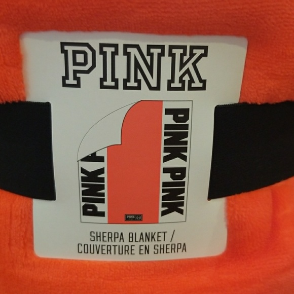 PINK Victoria's Secret Other - PINK Sherpa blanket.🎄🎄XMAS SALE🎄🎄