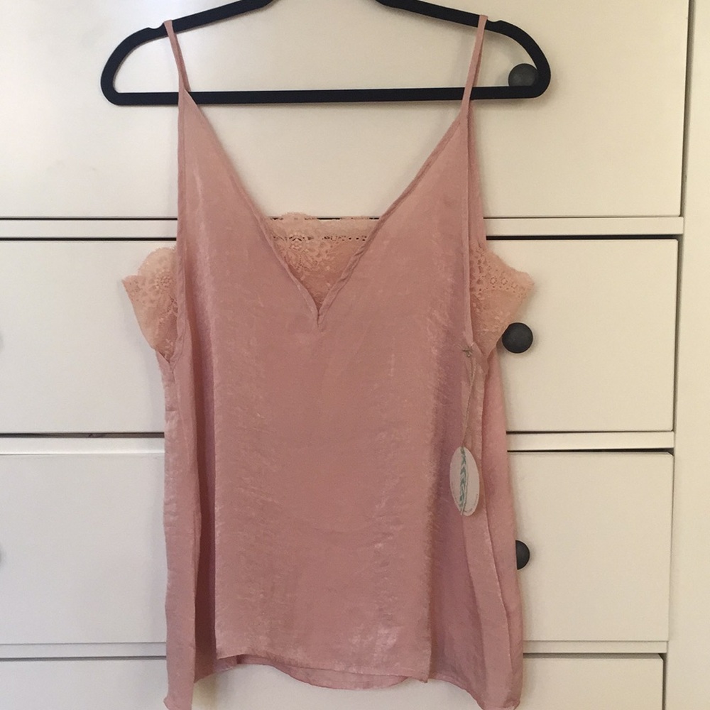 NWT Hummingbird Camisole Inserted Lace Top