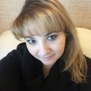 Meet your Posher, Elmira