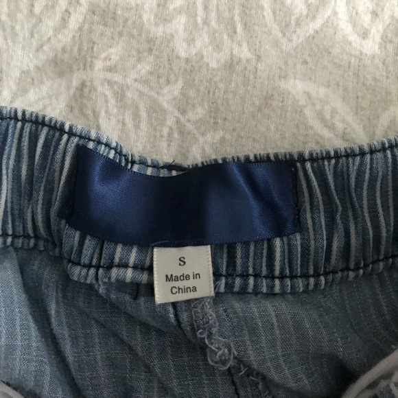 Shorts - Picture 2 of 2