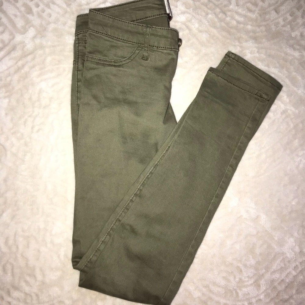 Hollister skinny jeans