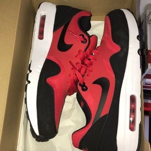 Men’s Nike Air Max 1 Utlra 2.0 Essential.