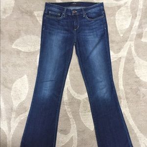 Buttery-soft pristine women’s bootcut Joe’s Jeans