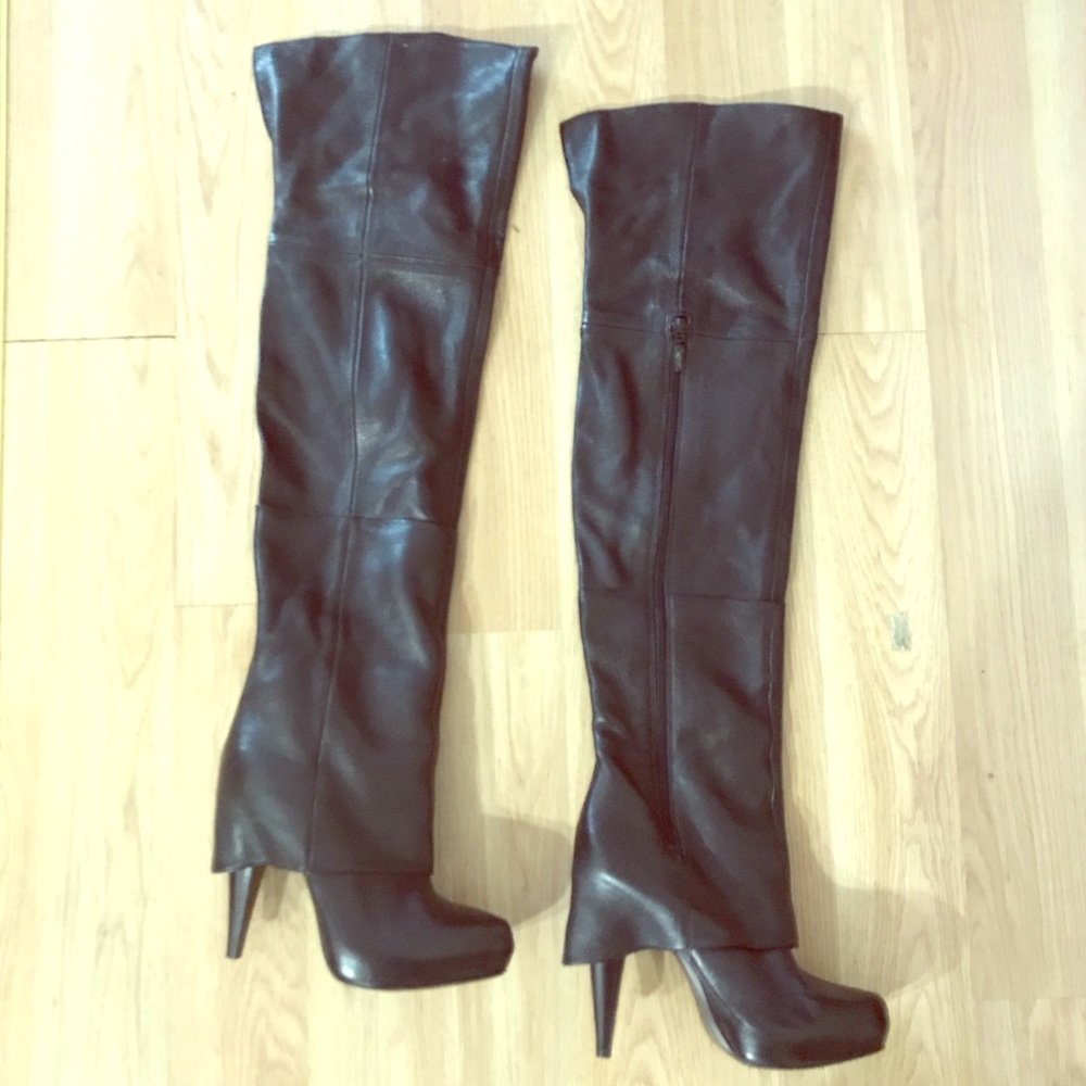 Report Signature Over the Knee Leather Boots 7.5
