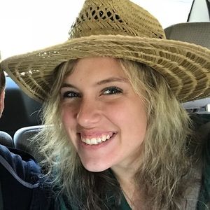 Meet your Posher, Chelsey