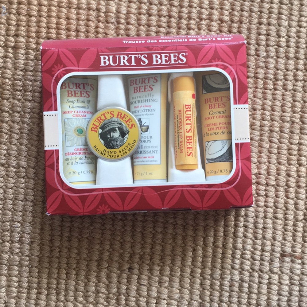 Burt’s bees essentials kit. Never opened!
