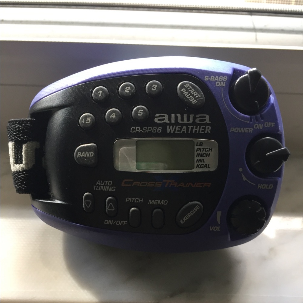 Aiwa Portable Radio