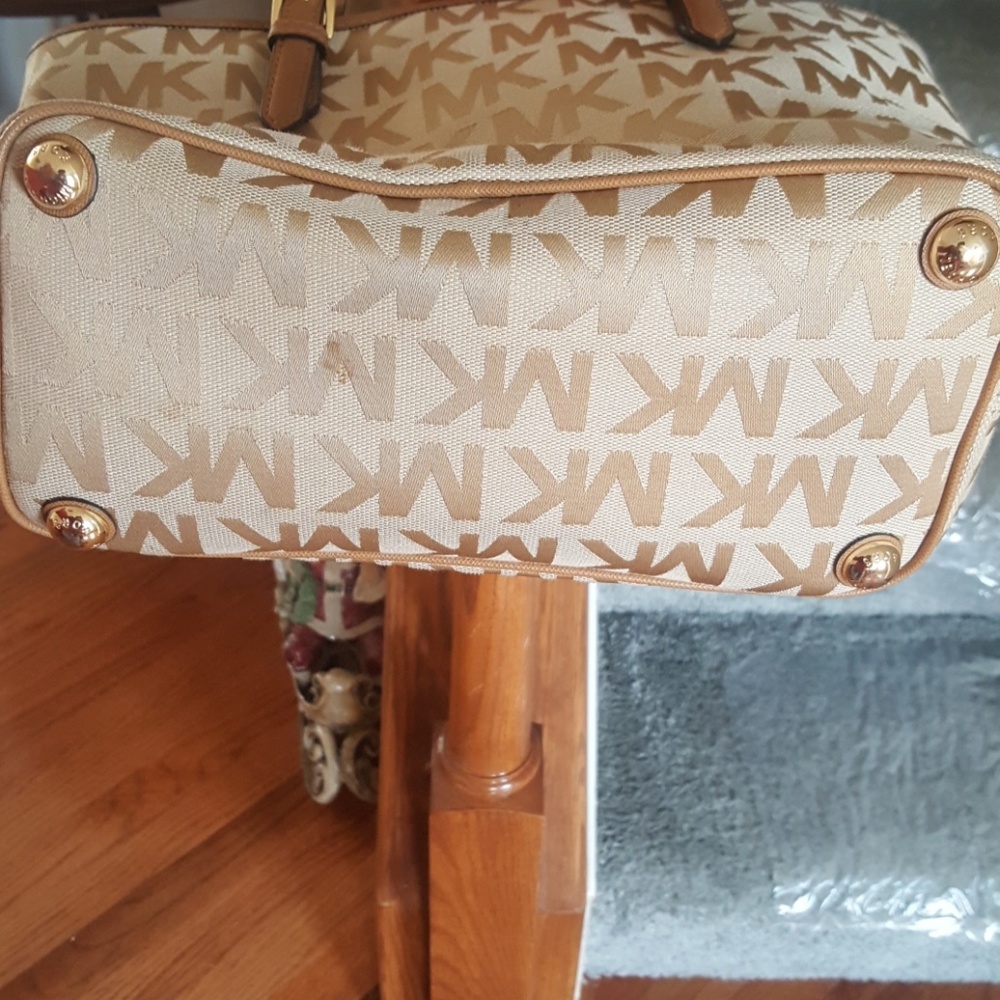 Purse - Picture 5 of 5