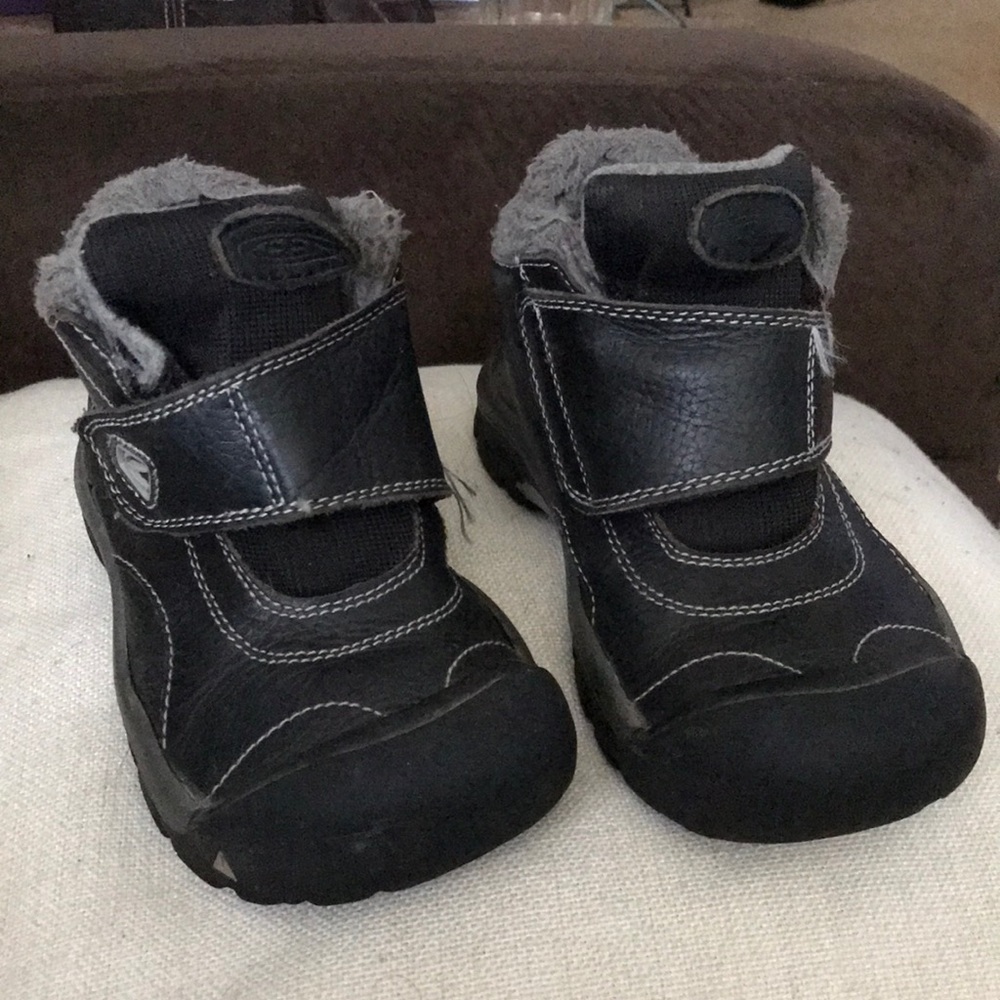 Keen Kootenay Waterproof boots. Size 1.