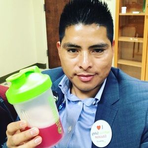 Meet your Posher, Martinez