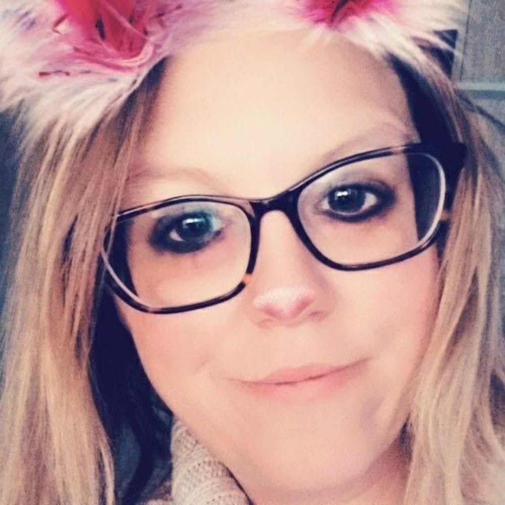 Meet your Posher, Jasmine